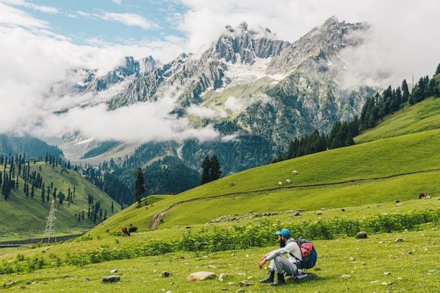 Kashmir Weekend Land Package